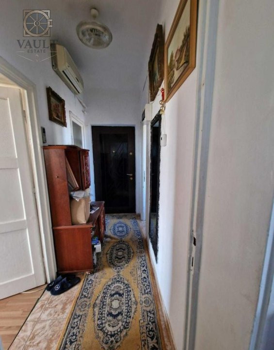 APARTAMENT 2 CAMERE DECOMANDAT - CENTRALA PROPRIE - DAMAROAIA