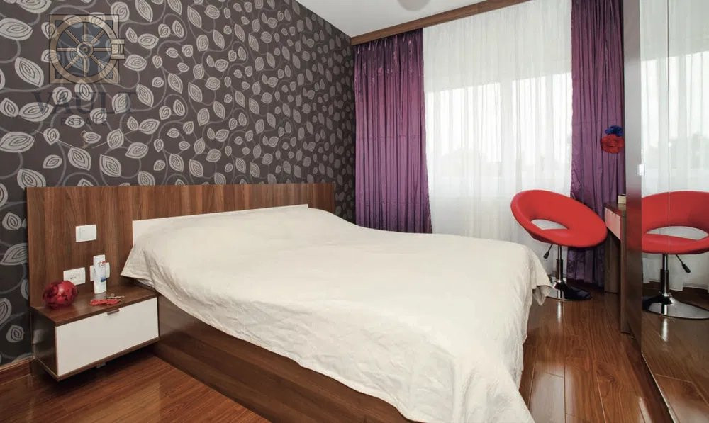STUDIO / 39M2 / AN 2010 / PACII