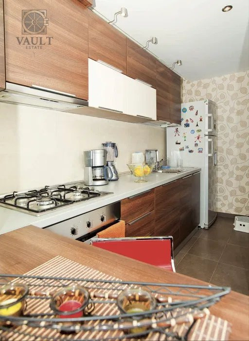 STUDIO / 39M2 / AN 2010 / PACII