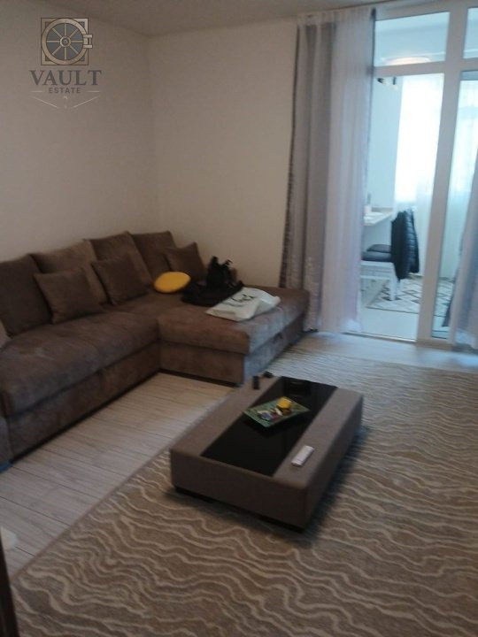 Garsoniera - FINISATA MODERN - Langa parcul TITANEL  bloc anvelopat R2