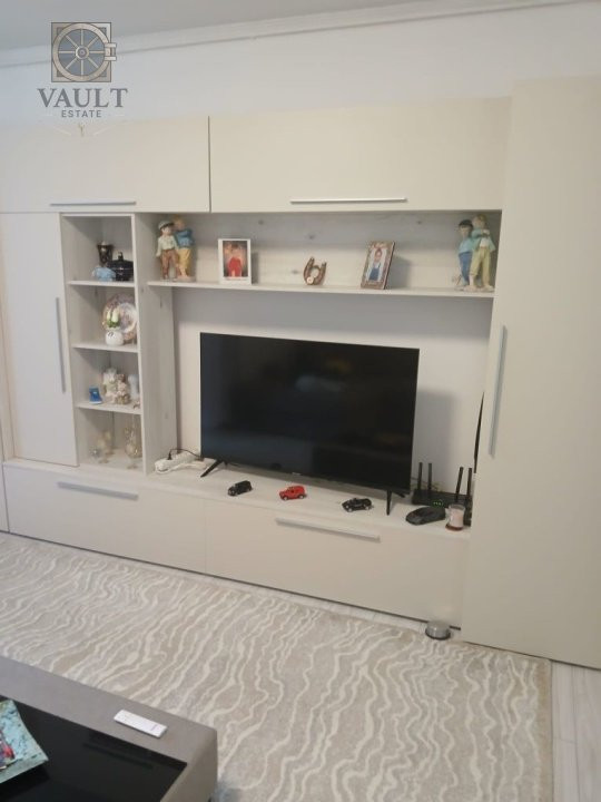 Garsoniera - FINISATA MODERN - Langa parcul TITANEL  bloc anvelopat R2