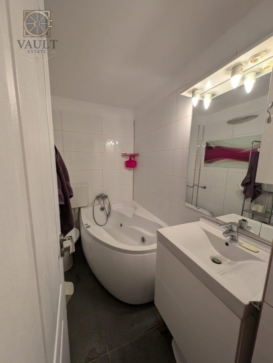 3 CAMERE MODERN ,ANVELOPAT  CU CENTRALA -BABA NOVAC