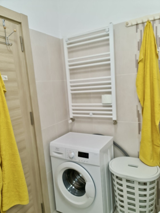 APARTAMENT DE 2 CAMERE, MODERN, BLOC NOU, CENTRALA PROPRIE, 2 LOCURI DE PARCARE