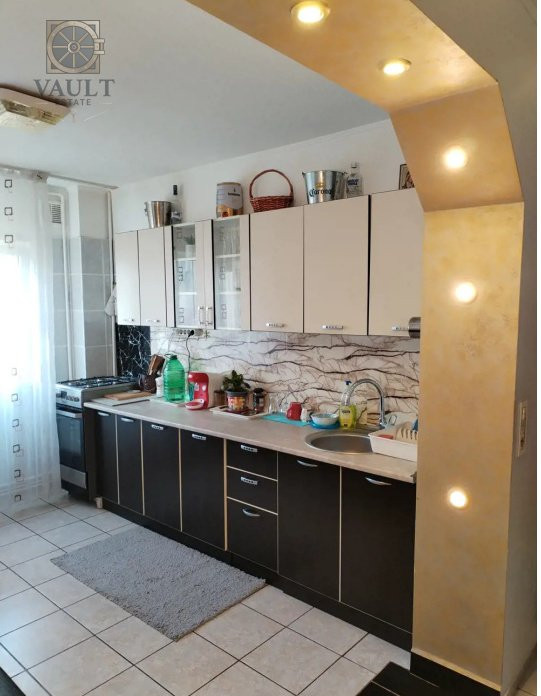 Apartament 3 camere - decomandat-2 bai- Metrou Raul Doamnei