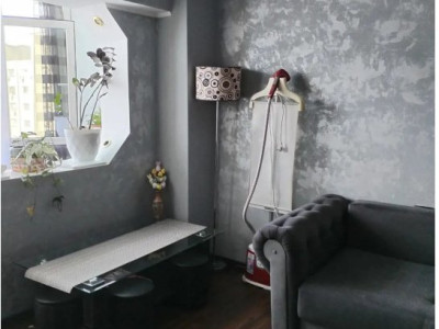 Apartament 3 camere - decomandat-2 bai- Metrou Raul Doamnei