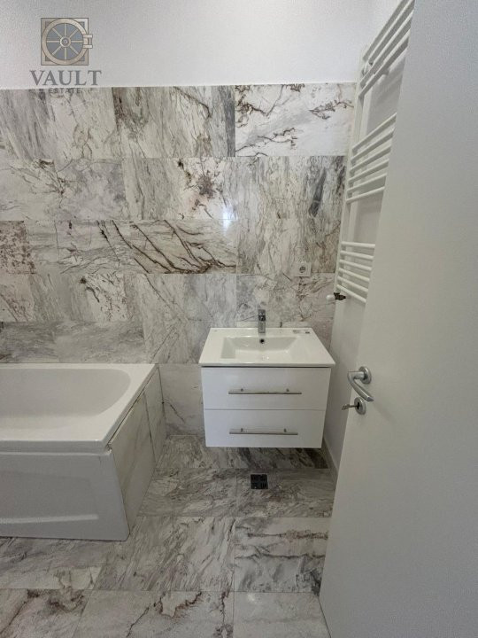APARTAMENT 3 CAMERE / CENTRALA PROPRIE / AN 2025 / MILITARI 