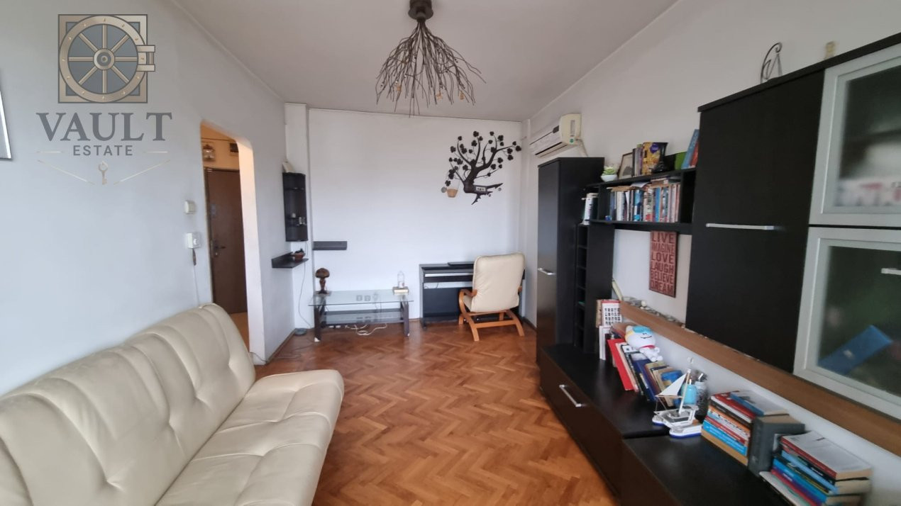 Apartament 3 camere CENTRALA PROPRIE-CALEA PLEVNEI-MUTARE IMEDIATA