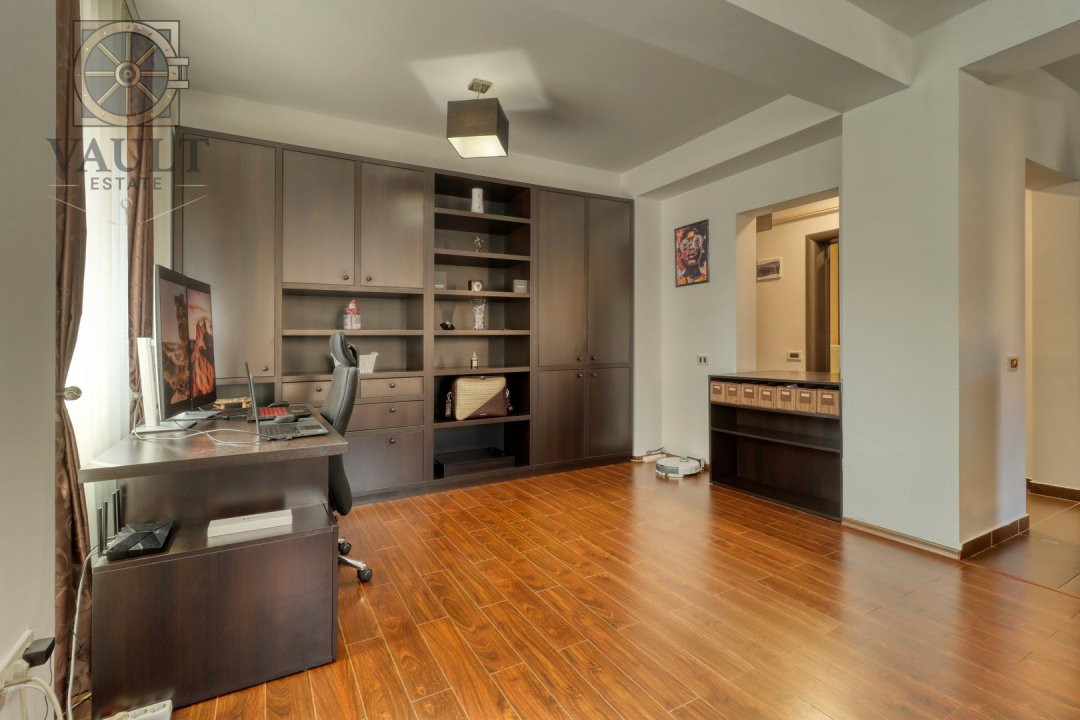 APARTAMENT 3 CAMERE / AN 2011 / MOBILAT / UTILAT / CHIAJNA - REZERVELOR