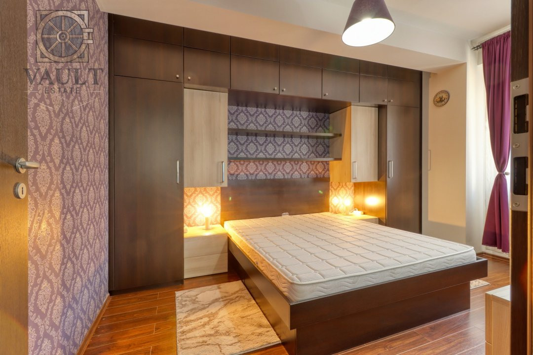 APARTAMENT 3 CAMERE / AN 2011 / MOBILAT / UTILAT / CHIAJNA - REZERVELOR