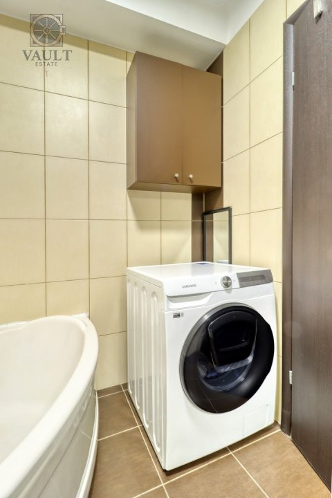 APARTAMENT 3 CAMERE / AN 2011 / MOBILAT / UTILAT / CHIAJNA - REZERVELOR