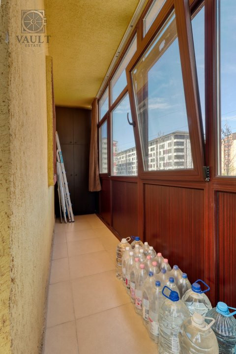APARTAMENT 3 CAMERE / AN 2011 / MOBILAT / UTILAT / CHIAJNA - REZERVELOR
