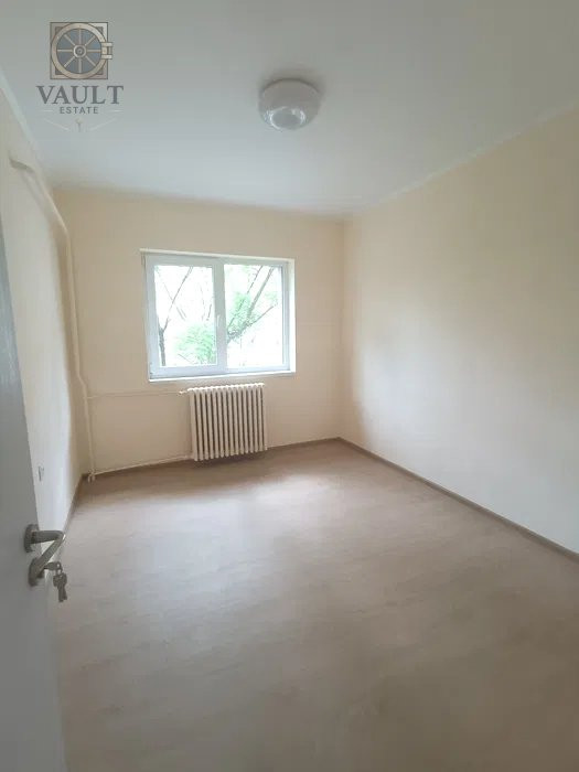 APARTAMENT 3 CAMERE / RENOVAT / BLOC ANVELOPAT / LANGA METROU CRANGASI