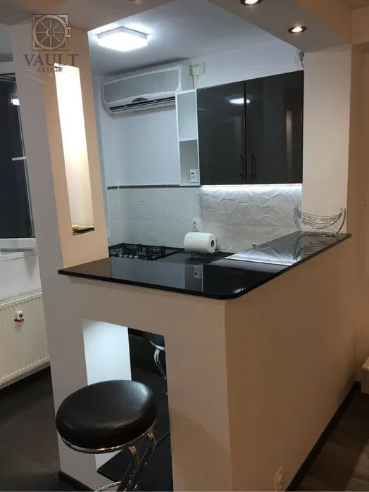 GARSONIERA / RENOVATA / BLOC IZOLAT TERMIC / LANGA METROU GORJULUI
