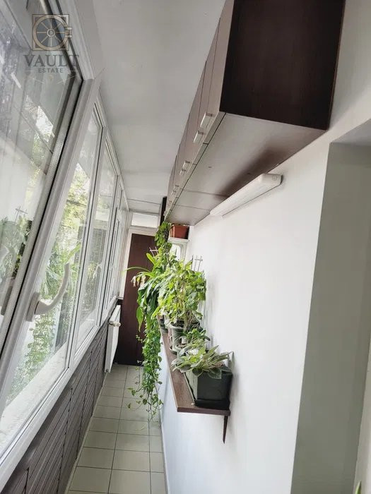 Apartament 3 camere- 2 bai- balcon 9mp-Bd 1 Mai/Hanul Drumetului