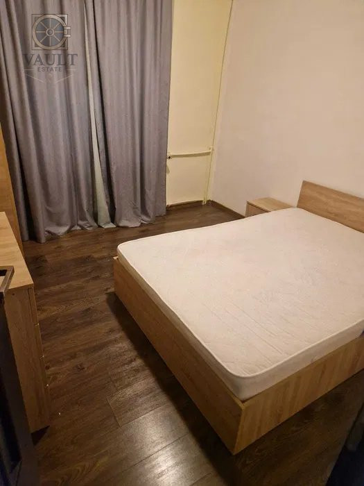 Apartament 3 camere Crangasi-Parcul 9 Mai