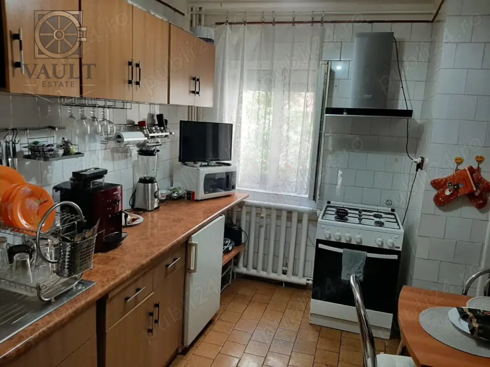 APARTAMENT 3 CAMERE-13 SEPTEMBRIE-SEBASTIAN-HOL H-2 BAI