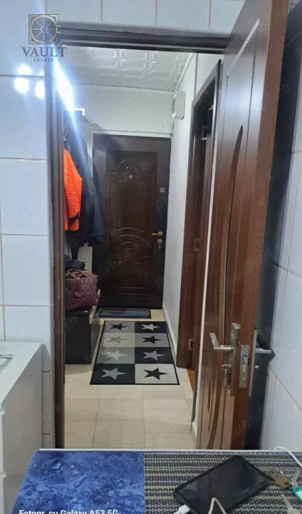 Garsoniera Lujerului-Boxa la Subsol