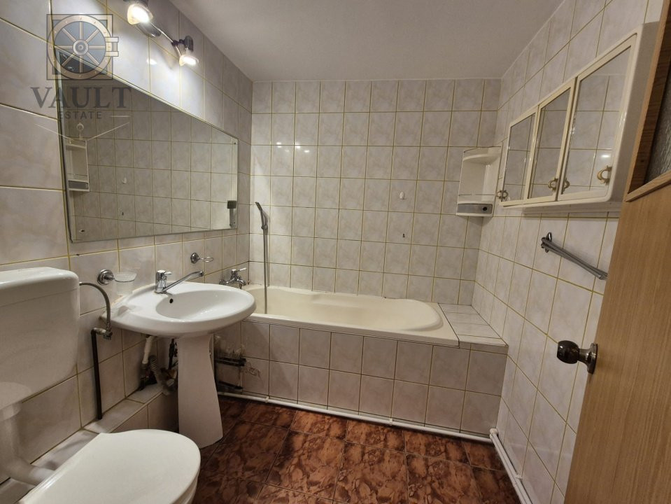 APARTAMENT 3 CAMERE-RAHOVA-MODORAN ENE-CENTRALA-BLOC REABILITAT