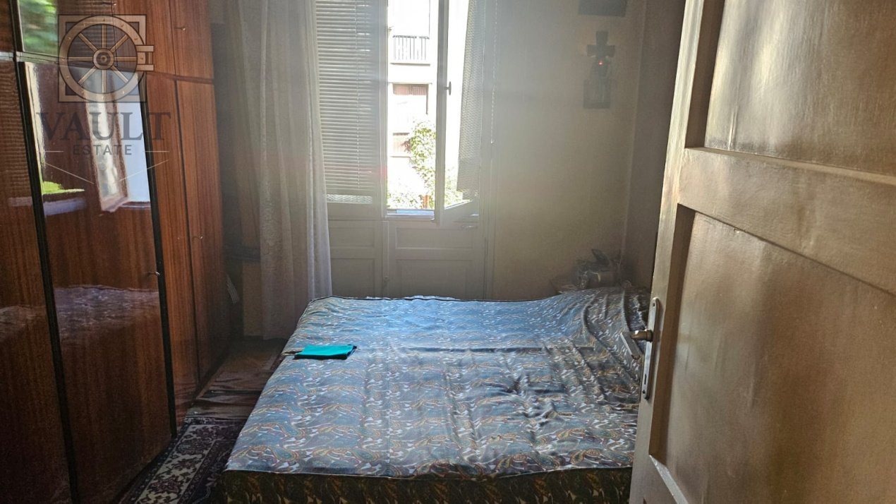2 camere decomandat - Floreasca - et. 1/2 - boxa 10.5 mp