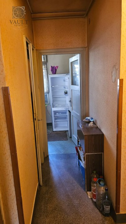 2 camere decomandat - Floreasca - et. 1/2 - boxa 10.5 mp