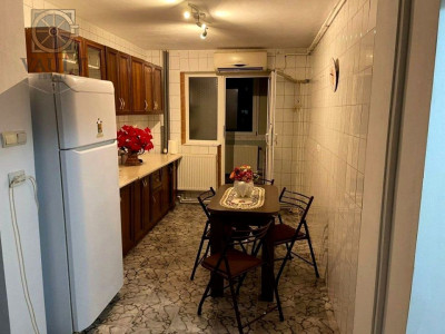 Apartament 4 camere - Margeanului - Centrala proprie