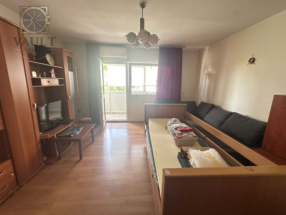 Apartament 3 camere- Decomandat- Titulescu -Piata Victoriei 