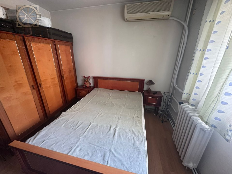 Apartament 3 camere- Decomandat- Titulescu -Piata Victoriei 