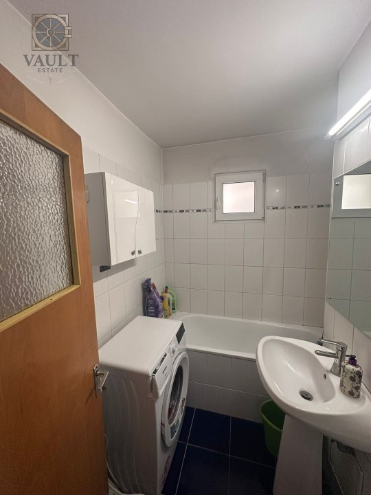 Apartament 3 camere- Decomandat- Titulescu -Piata Victoriei 