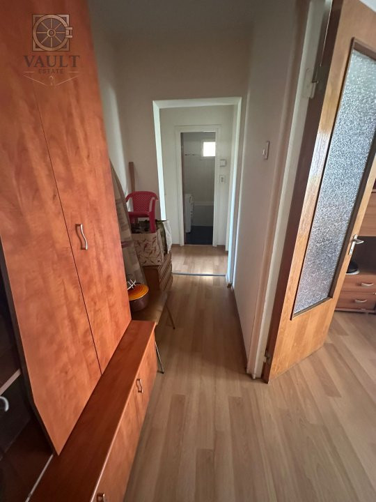 Apartament 3 camere- Decomandat- Titulescu -Piata Victoriei 