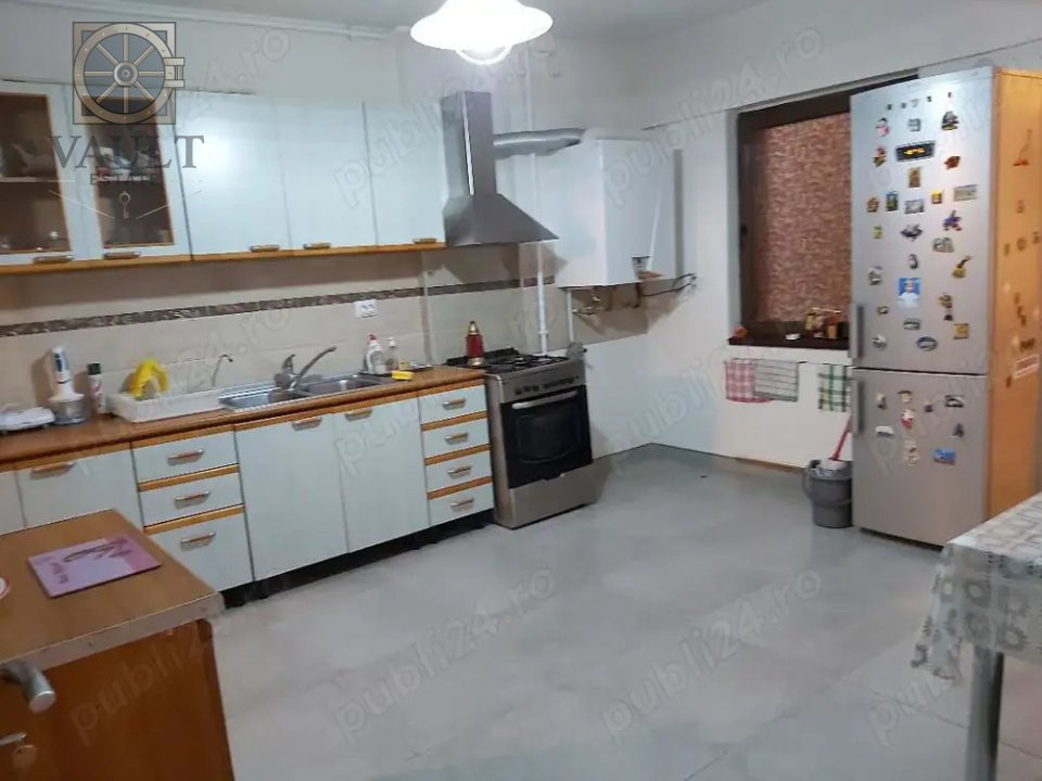 APARTAMENT 3 CAMERE / LOC DE PARCARE / MOBILAT / UTILAT / GROZAVESTI