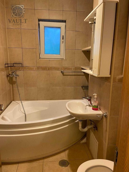  Apartament 3 CAMERE - Decomandat - Langa Parcul Plumbuita - Dna. Ghica