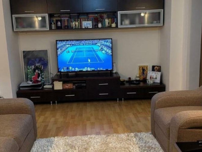 APARTAMENT 3 CAMERE / UTILAT / MOBILAT / LOC DE PARCARE / GORJULUI
