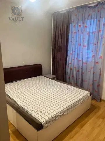 APARTAMENT 3 CAMERE - METROU FAVORIT ( 3 MINUTE)