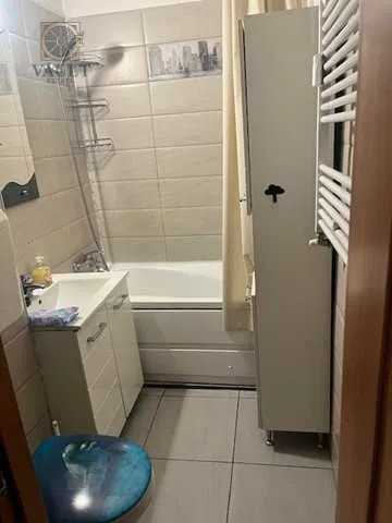 APARTAMENT 3 CAMERE - METROU FAVORIT ( 3 MINUTE)
