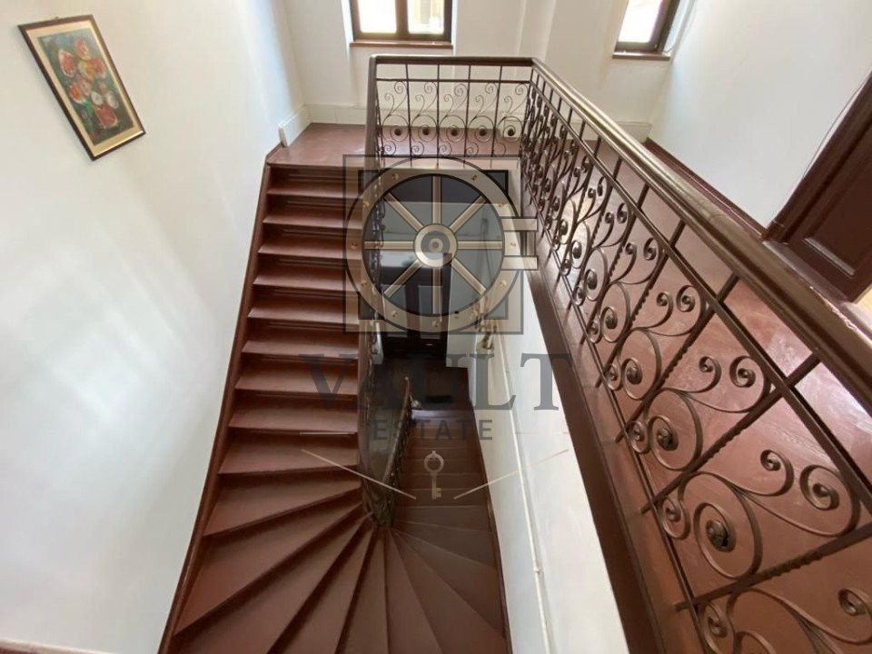 Apartament 4 camere - Kogalniceanu-