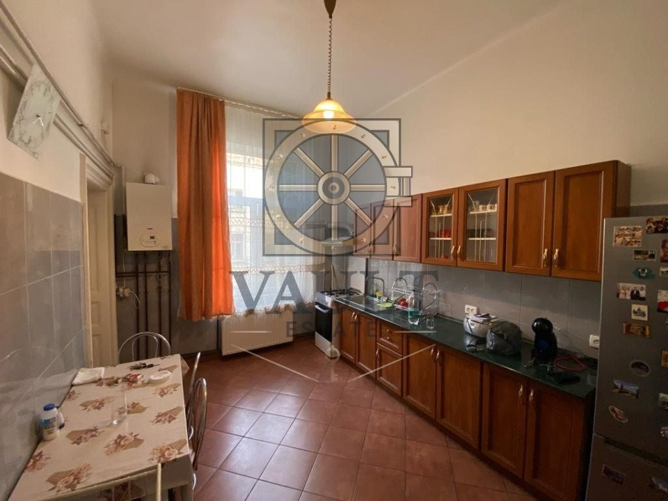Apartament 4 camere - Kogalniceanu-