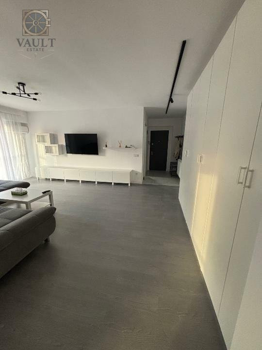 Apartament 3 camere  etaj 3 - LIFT - PARCARE - Mogosoaia - 