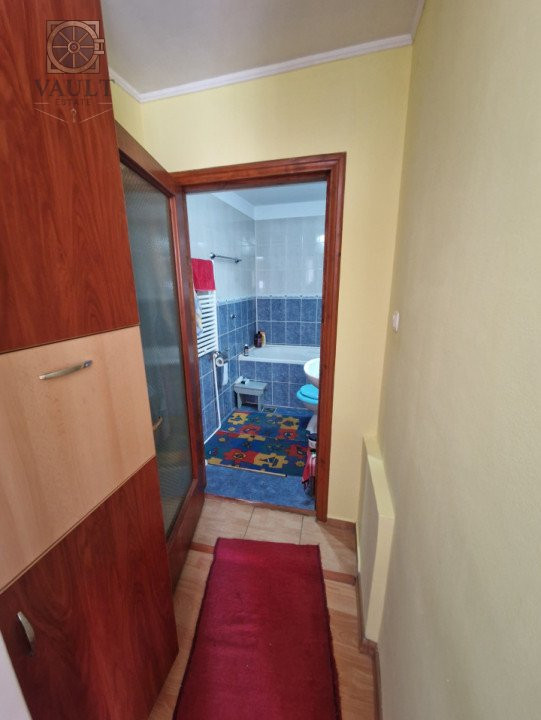 Casa cu 3 camere - Zona linistita - Margeanului