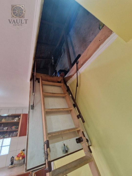 Casa cu 3 camere - Zona linistita - Margeanului