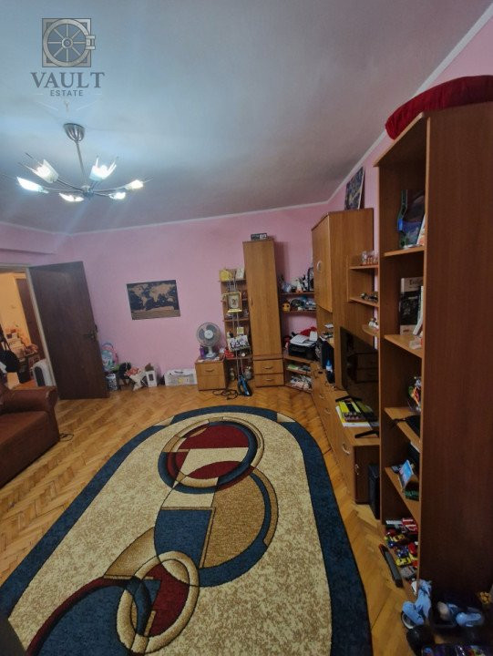 Apartament 3 camere -Zona liniștită- Rahova
