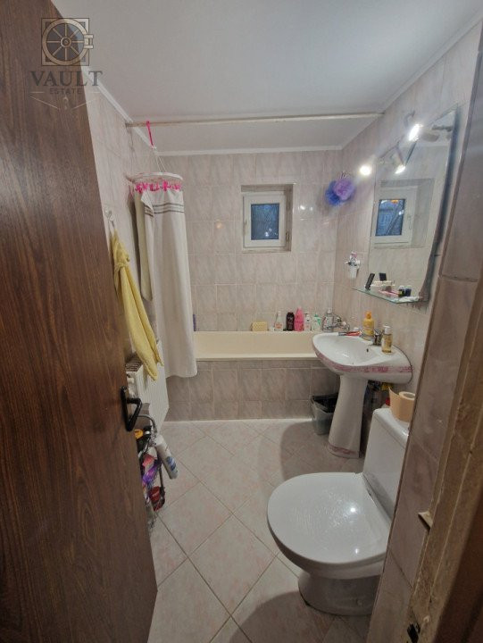 Apartament 3 camere -Zona liniștită- Rahova