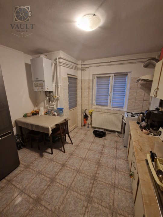 Apartament 3 camere -Zona liniștită- Rahova