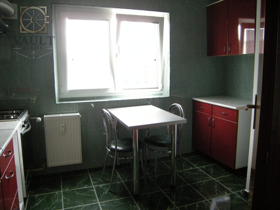 Garsoniera  - Vitan mall - Izolat termic