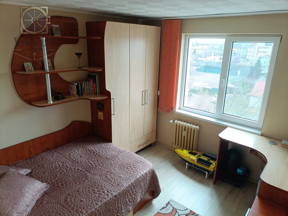 Apartament 3 camere  -10 minute pana la metrou 1 Decembrie 1918 -62MP