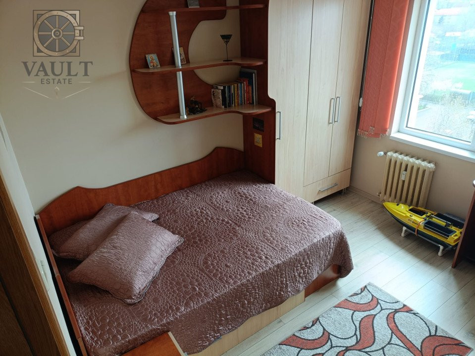 Apartament 3 camere  -10 minute pana la metrou 1 Decembrie 1918 -62MP