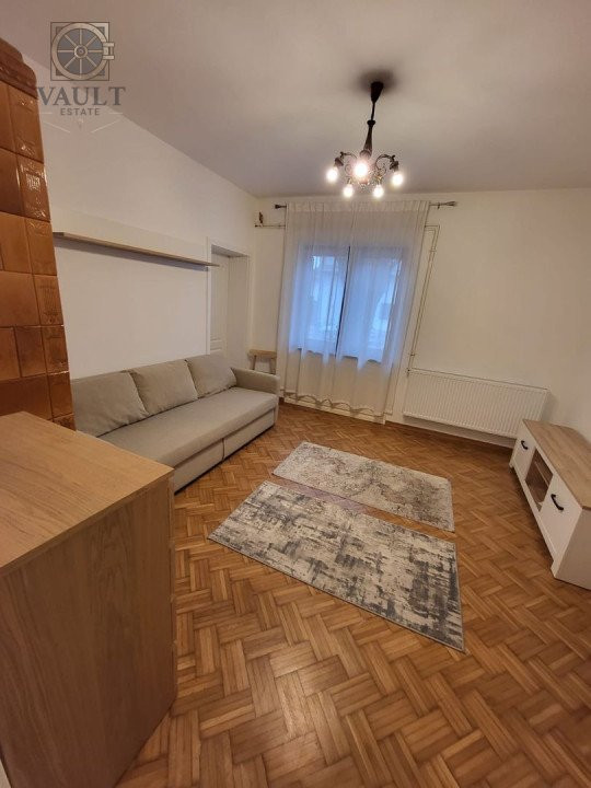 APARTAMENT -3 CAMERE IN VILA-PIEPTANARI-METROU EROII REVOLUTIEI