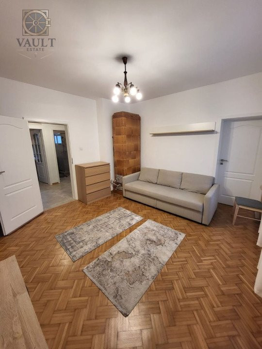 APARTAMENT -3 CAMERE IN VILA-PIEPTANARI-METROU EROII REVOLUTIEI