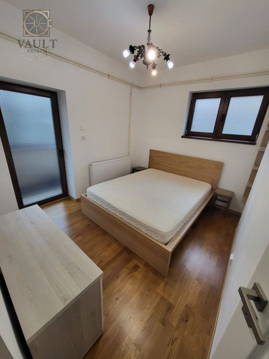 APARTAMENT -3 CAMERE IN VILA-PIEPTANARI-METROU EROII REVOLUTIEI