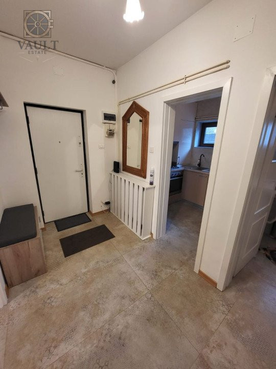 APARTAMENT -3 CAMERE IN VILA-PIEPTANARI-METROU EROII REVOLUTIEI