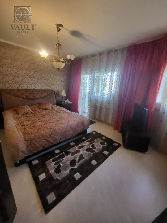 CASA INDIVIDUALA-PANTELIMON-8 CAMERE-CURTE-5 BAI-2 LOCURI PARCARE